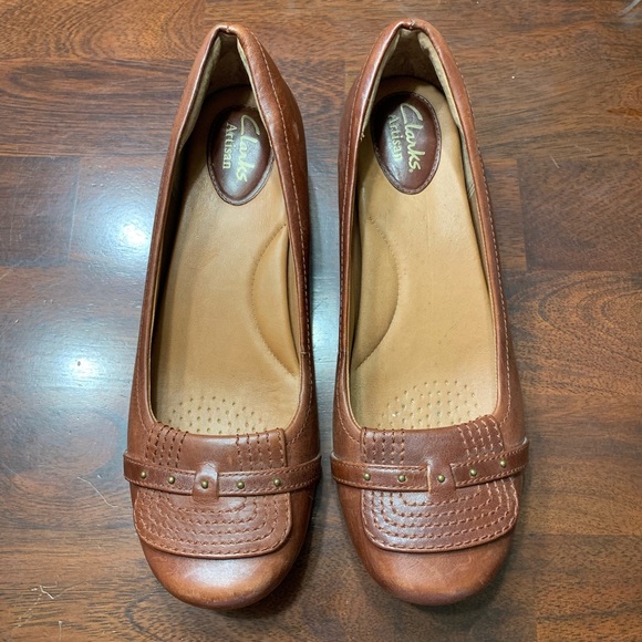 Clarks Shoes - Clarks Artisan Women’s Leather Wedge Flats Size 7